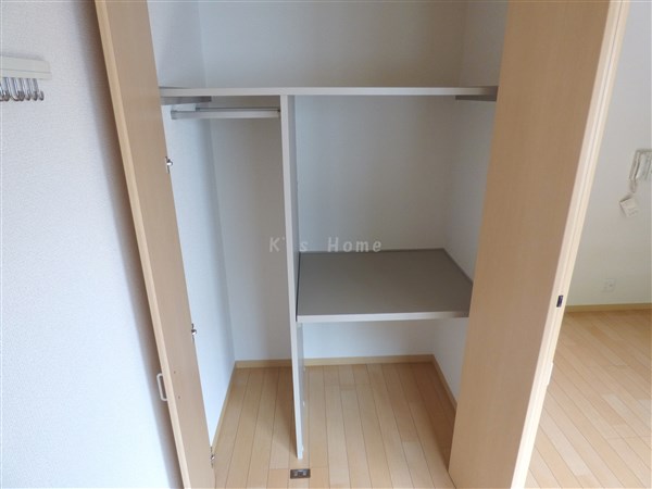 収納　使いやすいタイプのクローゼット