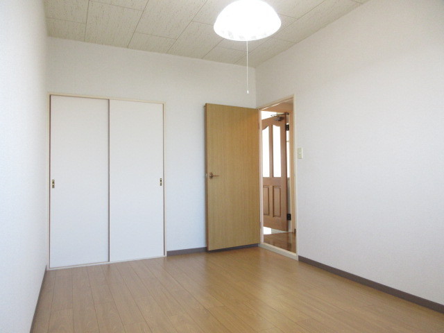 その他部屋・スペース　洋室６帖