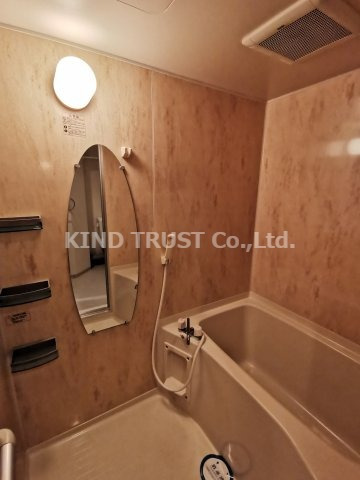 洗面設備　脱衣スペースもあります