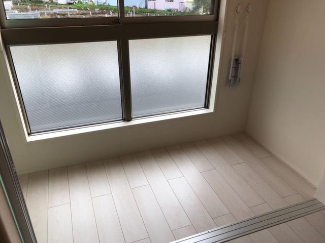 バルコニー　インナーテラス付きなので雨の日でも洗濯物が干せます！
