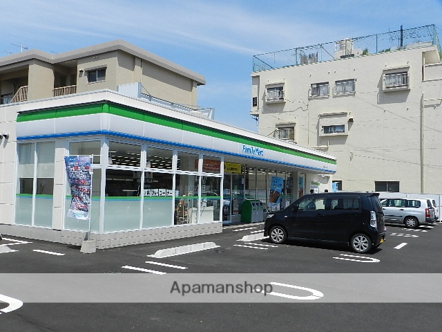 コンビニ　ファミリーマート小倉井堀三丁目店（コンビニ）まで278m