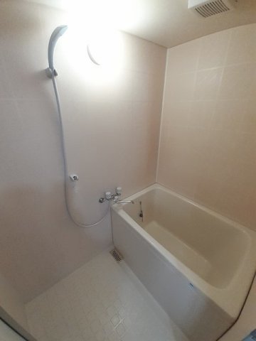 バス・シャワールーム　きれいなお風呂です♪