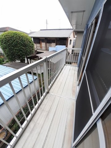 バルコニー　陽当たり良好なバルコニーです♪
