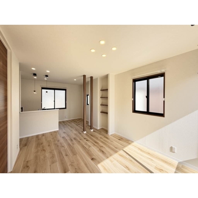 居室・リビング　※リノベーション前の写真です