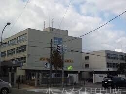 中学校　札幌市立向陵中学校（中学校）まで1532m