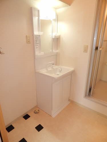 洗面設備　賃貸物件ならトーマスリビング原田店へ