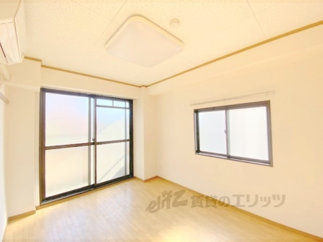 居室・リビング　洋室