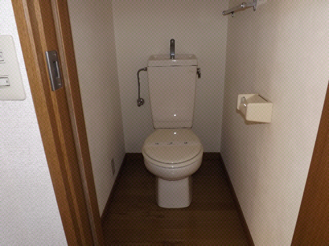 ＪＲ東海道本線 野洲駅 徒歩3分 3階建 築28年のトイレ写真