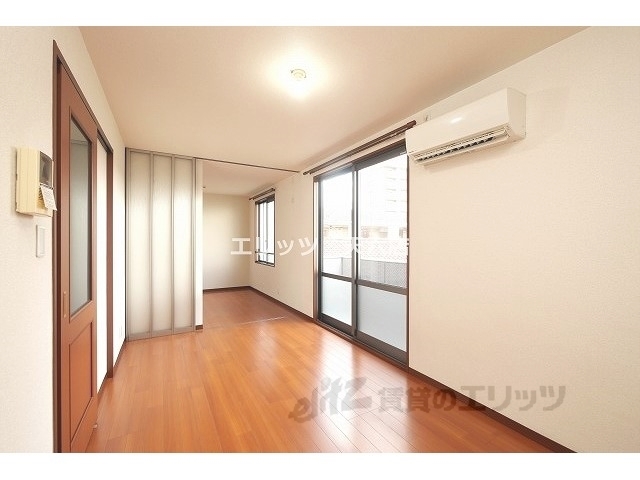 居室・リビング　リビング