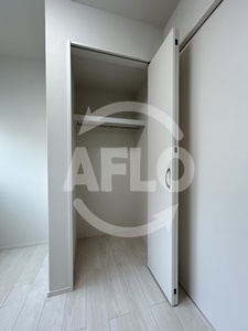 収納　ハーモニーテラス中宮II　クローゼット