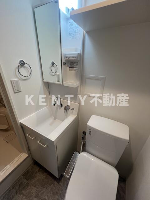 トイレ　清潔感のあるトイレです