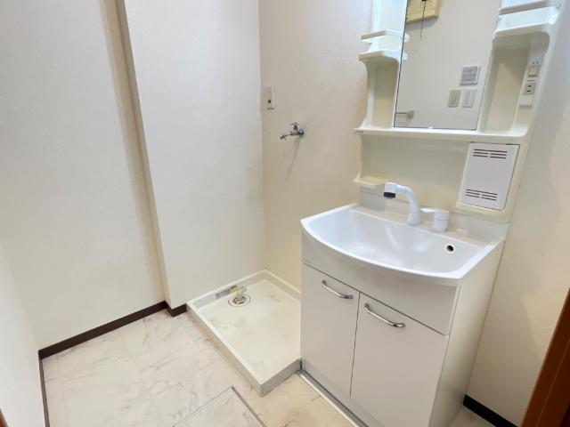 洗面設備　洗髪洗面化粧台