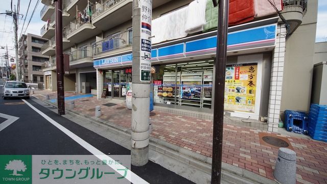 コンビニ　ローソン 成増北口通り店（コンビニ）まで500m