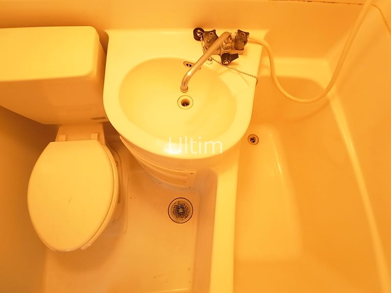 洗面設備　違うお部屋の写真です。ご参考までに。