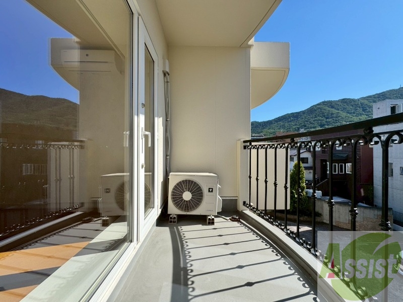 バルコニー　バルコニーが付いていますので一息ついてみてはいかがですか。