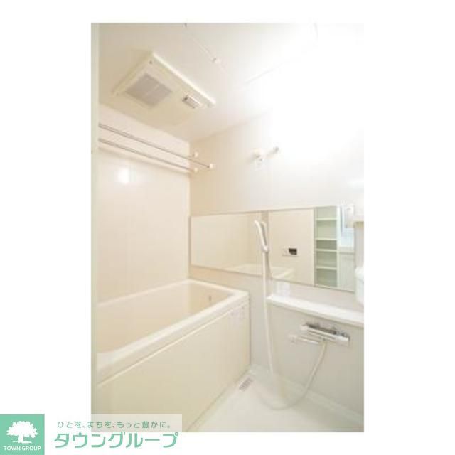 バス・シャワールーム　※写真は同タイプ住戸です。