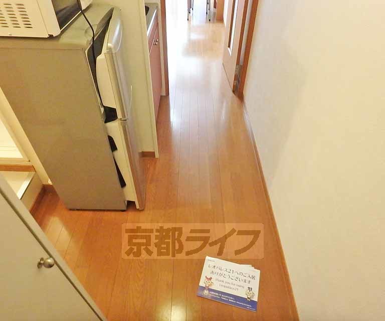 その他部屋・スペース　玄関から廊下にかけて