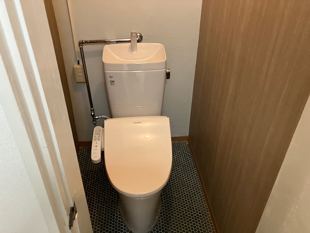 八幡坂ロイヤルマンションのトイレ写真