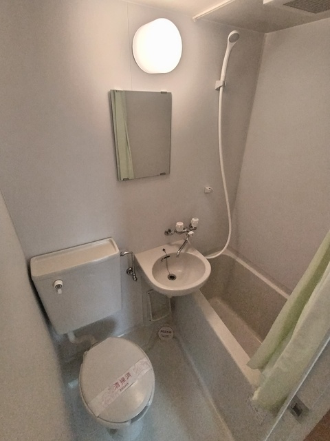 バス・シャワールーム　３点ユニットバス