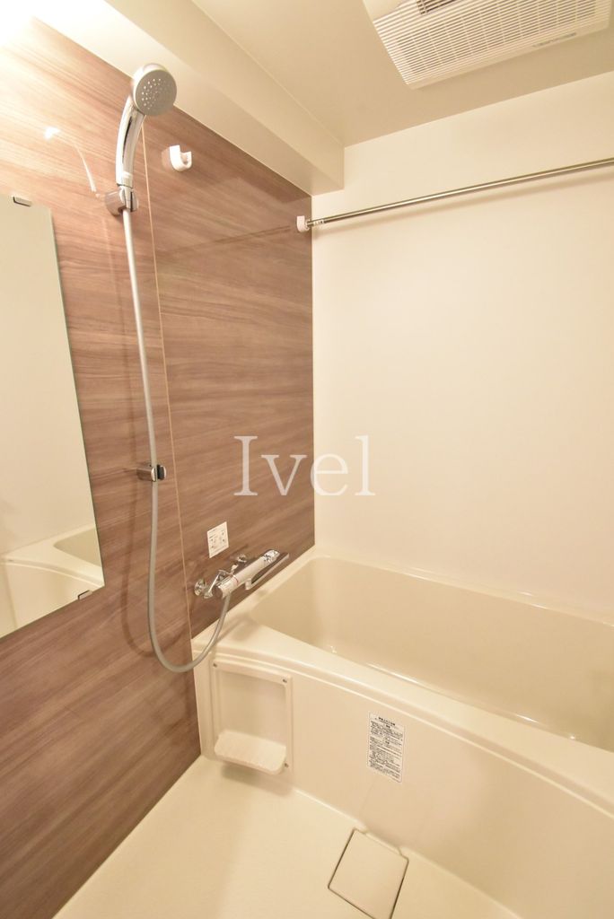 バス・シャワールーム　バス