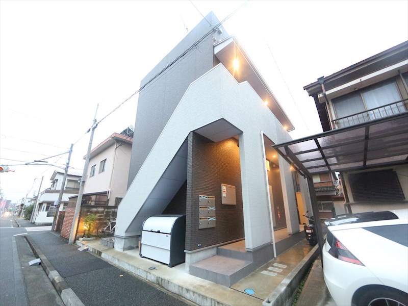 建物外観　外観　デザイナーズ　光インターネット無料