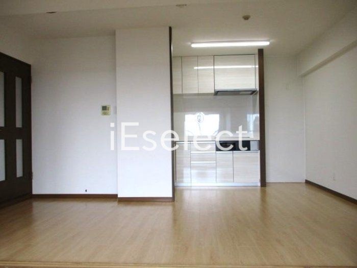 居室・リビング　明るくキレイなリビングルーム♪