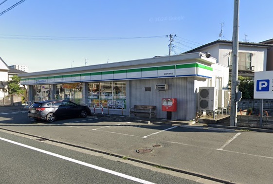 コンビニ　ファミリーマート 盛岡天神町店（コンビニ）まで244m