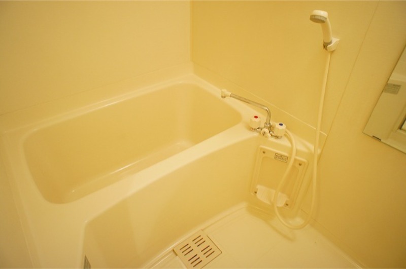 バス・シャワールーム　図面と現状に相違がある場合には現状を優先