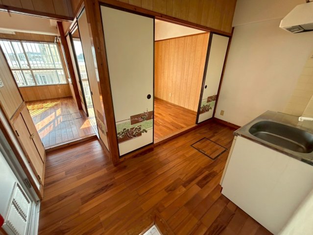 キッチン　コーポ伊佐★那覇市古波蔵エリア