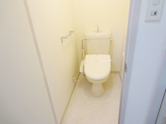 トイレ　同物件別号室