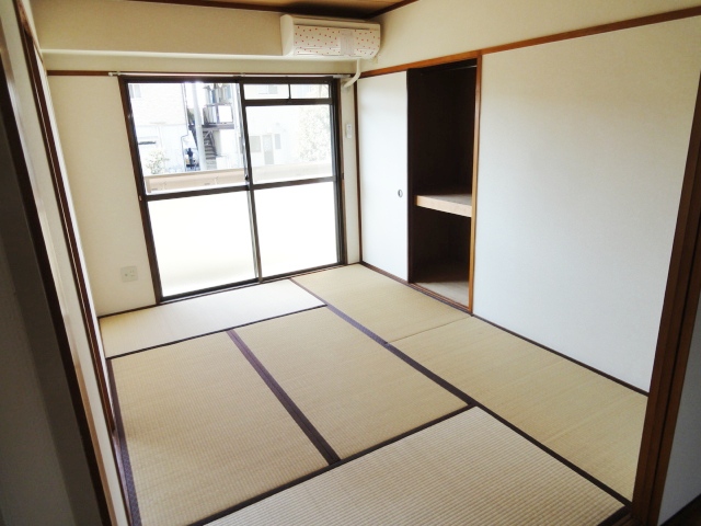 収納　同物件別号室