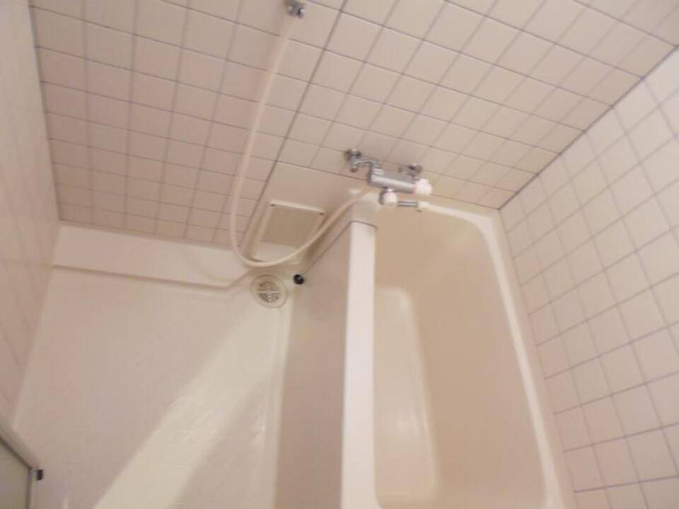 バス・シャワールーム　浴室