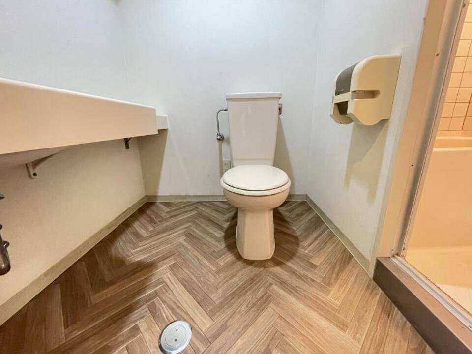 トイレ　トイレ