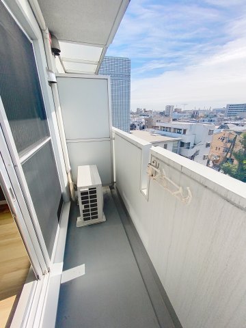 バルコニー　バルコニーがあります