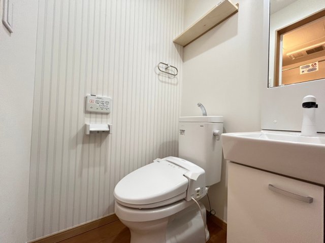 トイレ　※参考写真