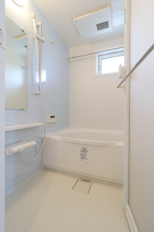 バス・シャワールーム　図面と現状に相違がある場合には現状を優先