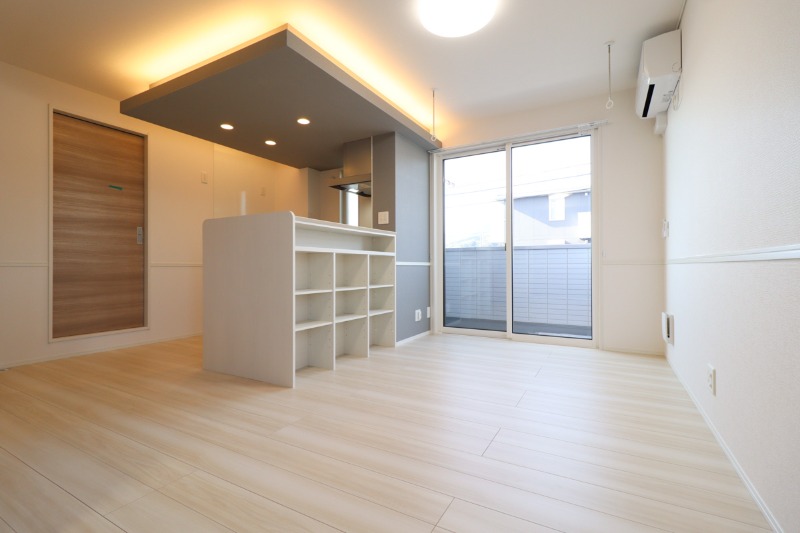 居室・リビング　図面と現状に相違がある場合には現状を優先