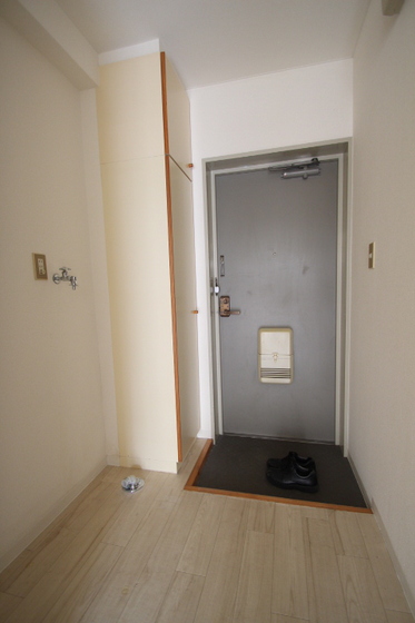 玄関　別号室写真です