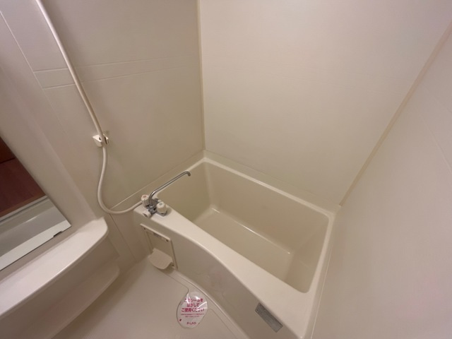 バス・シャワールーム　浴室乾燥機付きでお洗濯物も安心