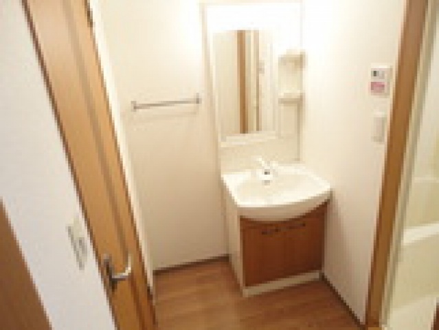 洗面設備　（反転）シャンプードレッサー。