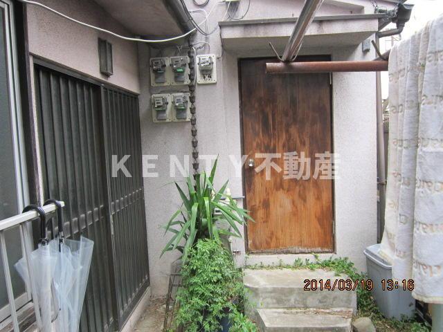 エントランス　清潔なエントランスです