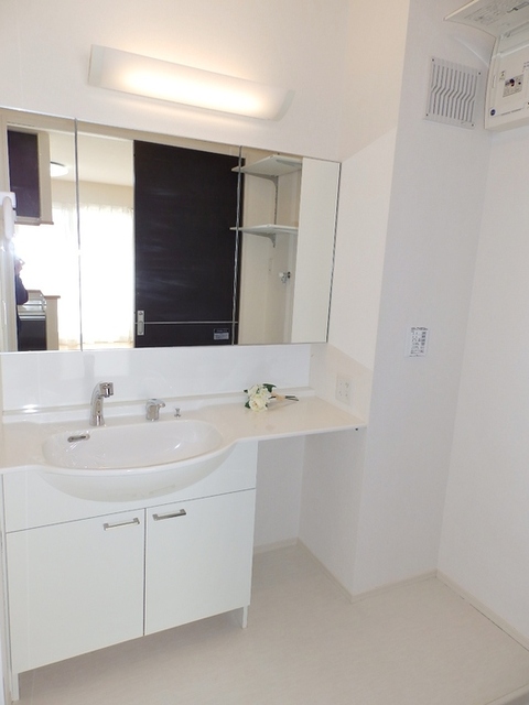 洗面設備　洗髪洗面化粧台