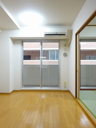 居室・リビング　広々としたリビング♪