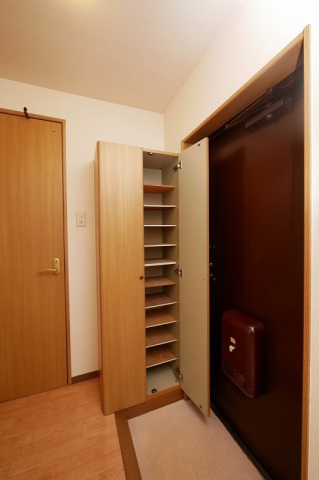 玄関　玄関収納