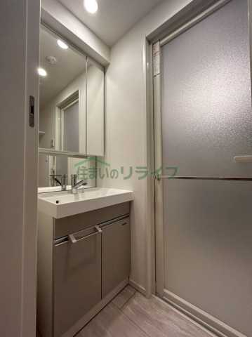 洗面設備　別部屋の参考写真です。