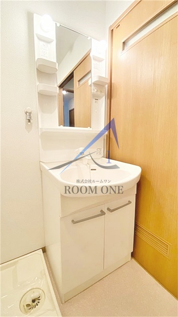 洗面設備　独立洗面台です。