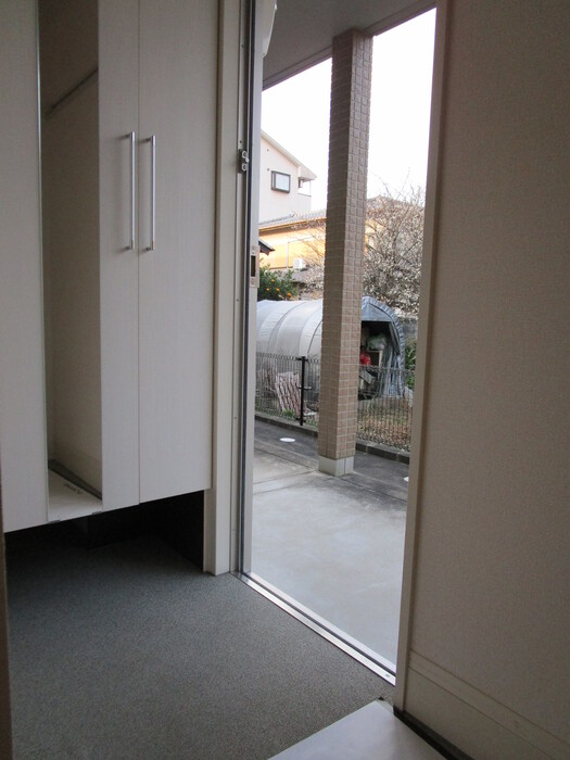 玄関　シューズボックス付きの玄関です★