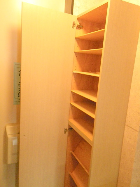 玄関　大容量のシューズBOX