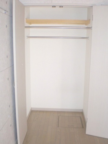 収納　クローゼット