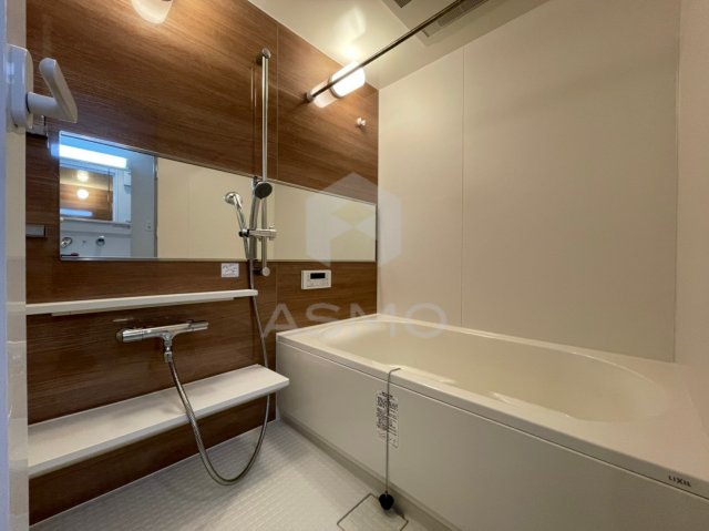 バス・シャワールーム　同マンション別部屋参考写真